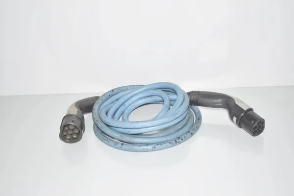 Cable carga batería BMW I3 OEM LC2ST323 image 2