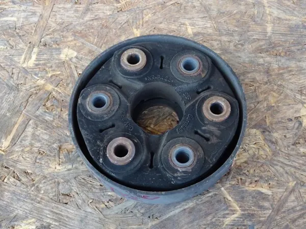 Flange d'arbre de transmission arrière AUDI TT 8J R32 3.2 V6 image 2
