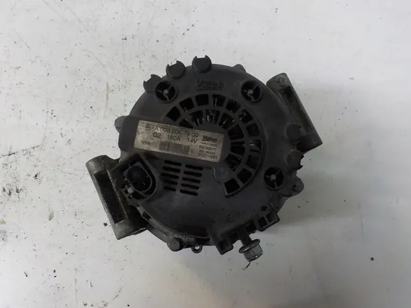 MERCEDES W212 E250 2.2 CDI Alternator A0009067900 image 5