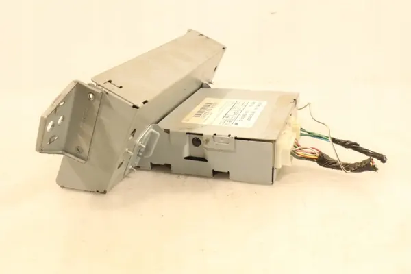 OEM 86110-05020 radioschermrooster voor Toyota Avensis image 5