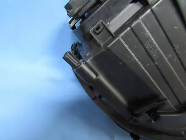 Volkswagen OE 7P1941033 refletor image 7