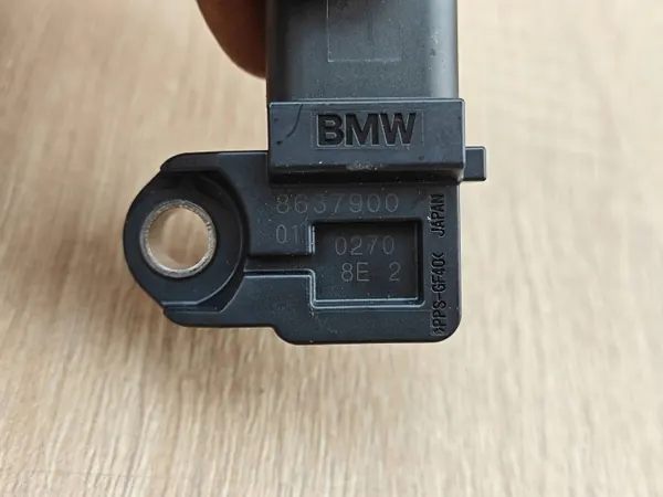 Capteur de pression MAP OEM 8637900 pour BMW 530i G30 image 3