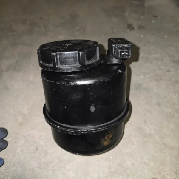 OEM 0004668502 Servoreservoir voor Actros image 2