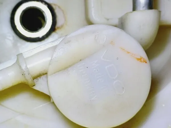 Brandstofpomp Audi 100 A6 C4 44919049 / 895906091F image 4