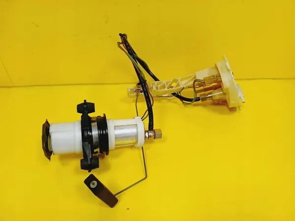 Brandstofpomp Audi 100 A6 C4 44919049 / 895906091F image 5