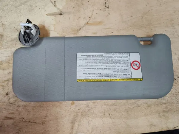 Visor solar direito Europa OEM Toyota Auris I 07-12 image 4