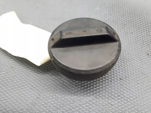 OEM 77321-16010 bränslelock för Mitsubishi Carisma image 5