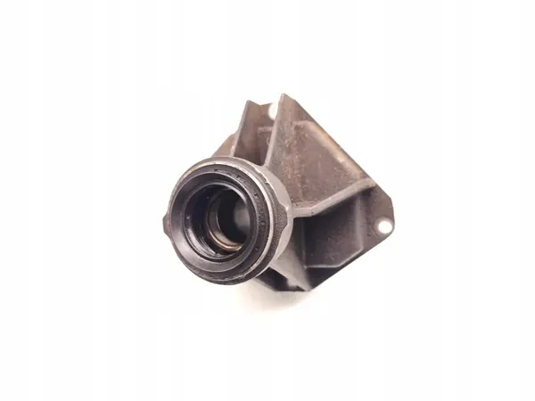 Land Rover Vetoakselin laakerituki OEM 7503709 image 2