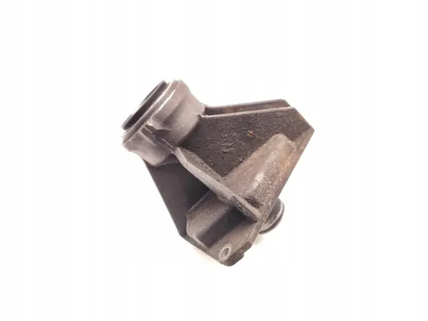 Land Rover Vetoakselin laakerituki OEM 7503709 image 10