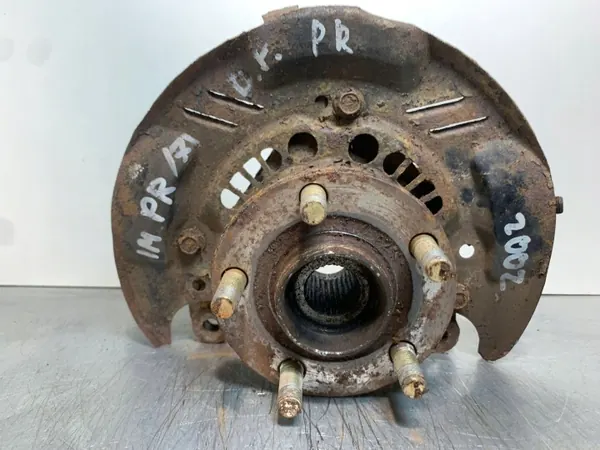 Subaru Impreza II Framhjulsnav OEM FBZ24774 image 2
