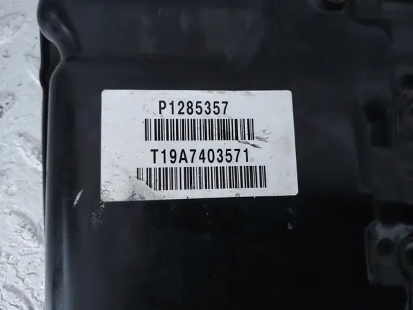 Carter d'huile boîte Volvo V60 OEM 31437011 image 5