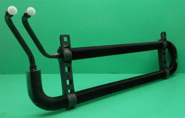 Servostyrningsoljekylare Audi A4 A5 8K0422885 image 3