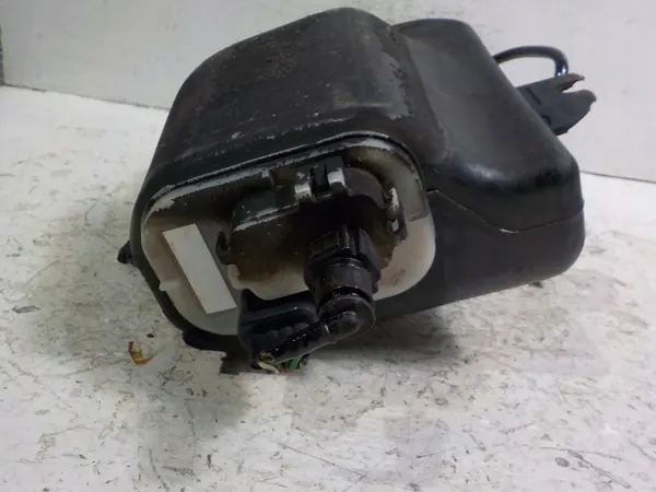 Volvo DPF-nesteensäiliö OEM 3M51-9C103-AK Käytetty image 6