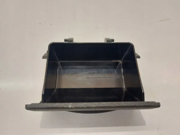Cenicero salpicadero OEM ROC20599 Volkswagen Caddy image 6