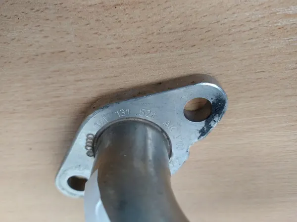 Turbo Pipe EGR Valve VW Seat Skoda Audi 2.0 TDI image 3