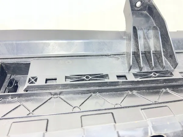 SsangYong Torres Lufteinlassgitter OEM K2162042000 image 4