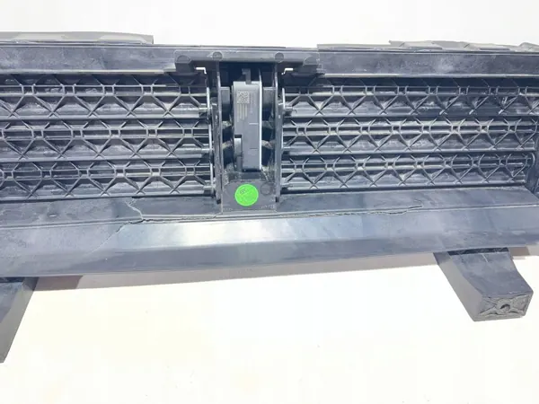 SsangYong Torres Lufteinlassgitter OEM K2162042000 image 9
