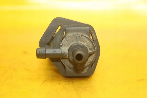 Válvula de vácuo Audi A6 C6 A4 B6 4.2 BBK BAT V8 OEM 079906283C image 5