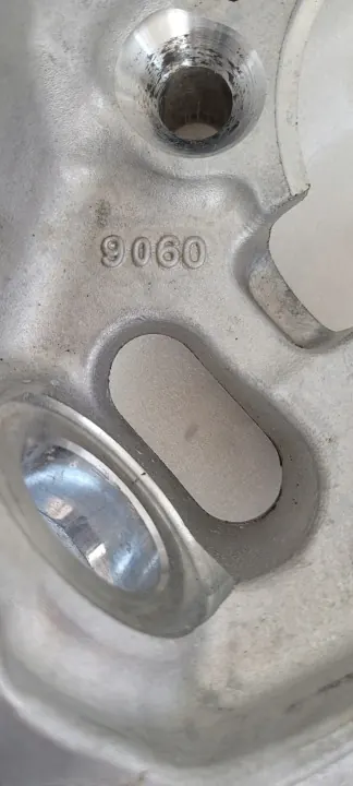 Pivô dianteiro esquerdo OEM A2473320700 Mercedes B image 3
