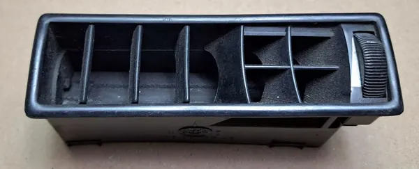 Grelha de ventilação esquerda OEM 1268310742 para Mercedes W126 image 5