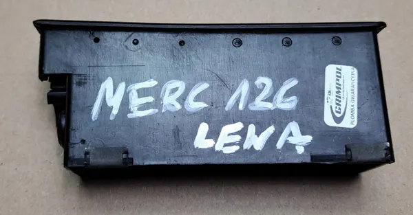 Grelha de ventilação esquerda OEM 1268310742 para Mercedes W126 image 8