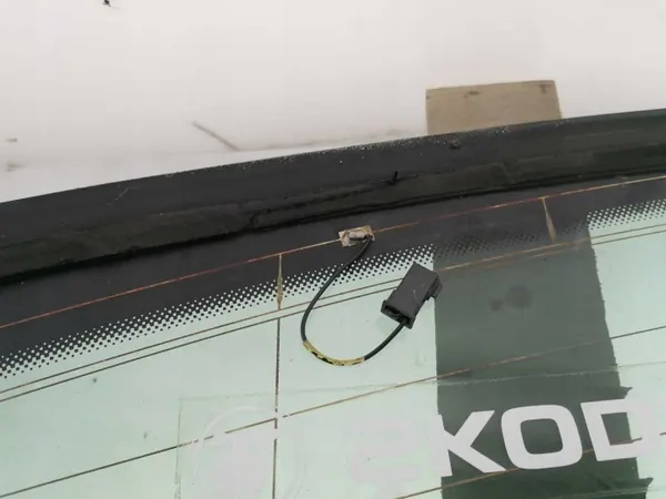 OEM 7816BGPHABIZ1H Lämmitettävä Takaikkuna Skoda Octavia III image 4