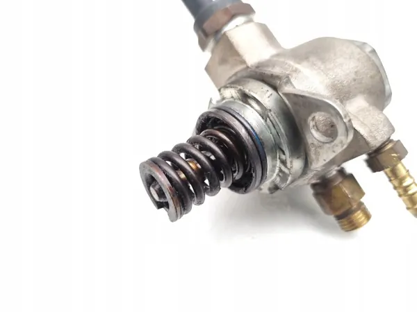 Pompe à carburant haute pression OEM 03C127026J 1.4 TSI image 5