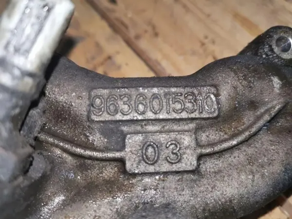 Oliefilterbevestiging OEM 9635015310 voor Peugeot 308 SW image 3