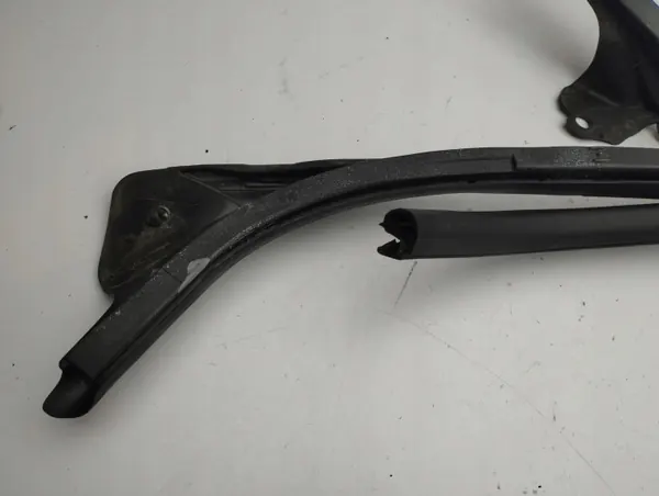 Joint de vitre avant OEM AMD117455 pour Audi A7 S7 image 8