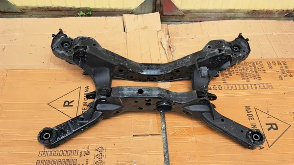 Nissan T33 takareki 2WD - OEM T33 sanki tylne image 2