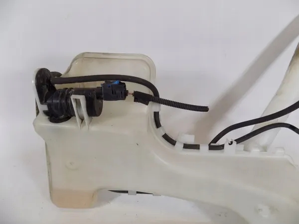 Réservoir de lave-glace Renault Clio V 2020 image 2