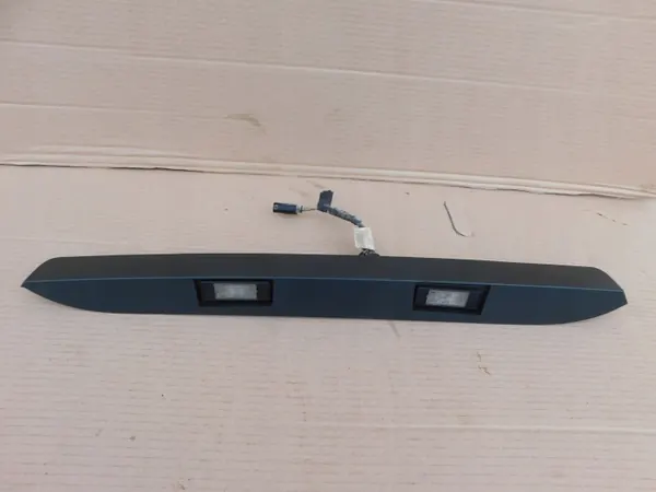 OEM A9067400030 Feu de Plaque Sprinter 906 Crafter image 2