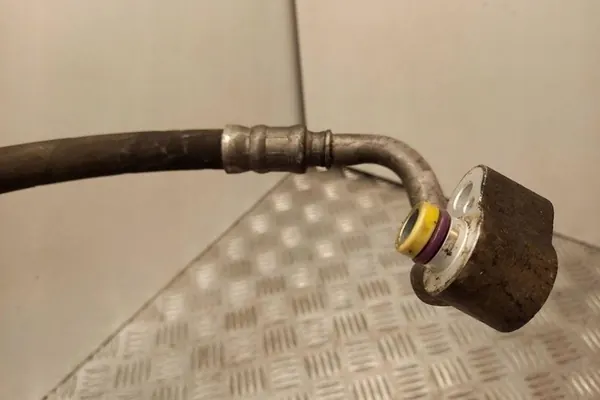 Ilmastointiputket VW PASSAT B6 3C0820721C image 2