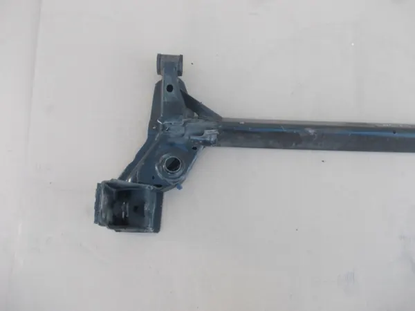 Begagnad Opel OE bakaxelbalk belka corsa b image 5