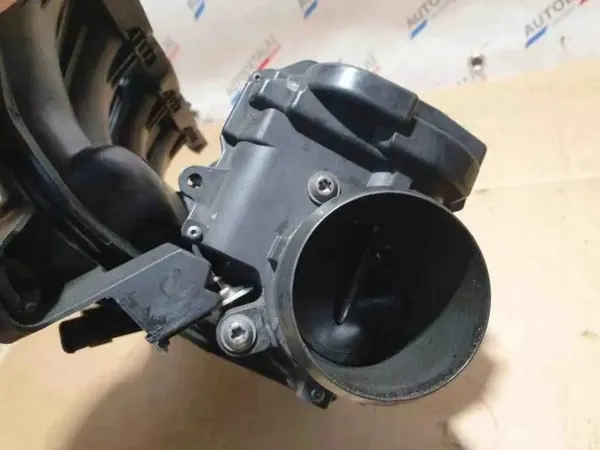 Colector de admisión BMW OEM 11617595078 1.6L image 10