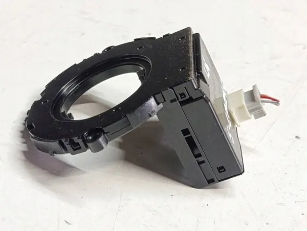 Suzuki SX4 S-Cross Sensor ângulo direção 37440-68L1 image 3