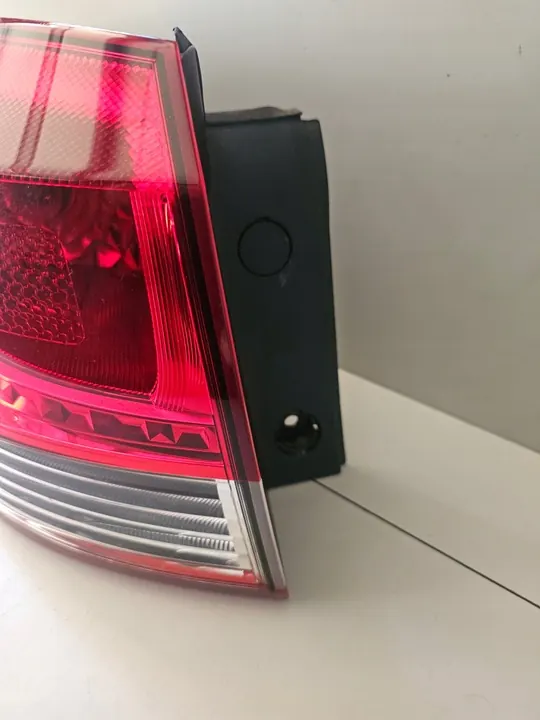 Luz trasera izquierda Chevrolet Cruze Kombi image 5