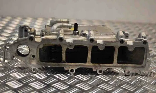 Coletor admissão Audi OE usado OEM 04L129766K image 3