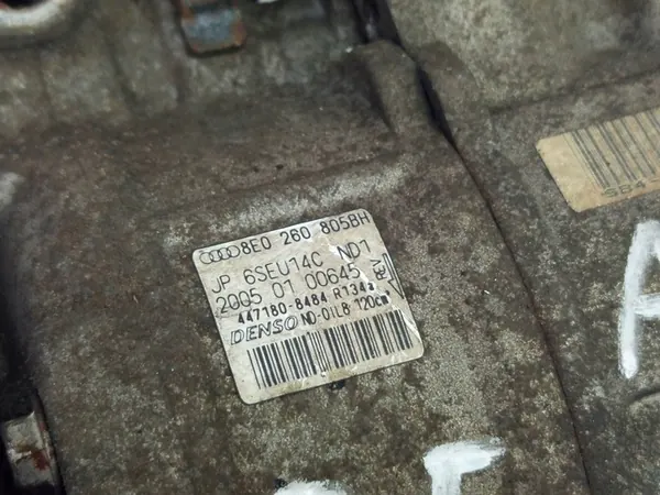 Compressore aria condizionata Audi A4 Avant 2.5L Diesel 2006 OEM 8E0260805BH image 7