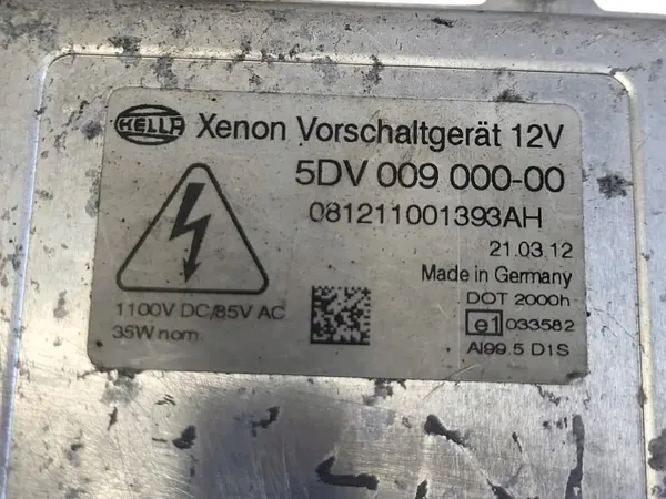 Linkes Vorderes Xenon-Modul OEM 033582 BMW 5 E60 image 4