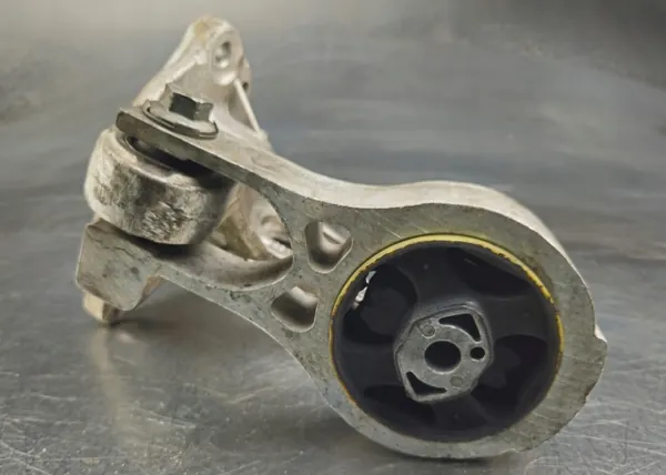 Support de Cardan OEM 9683160980 pour Peugeot 508 image 7