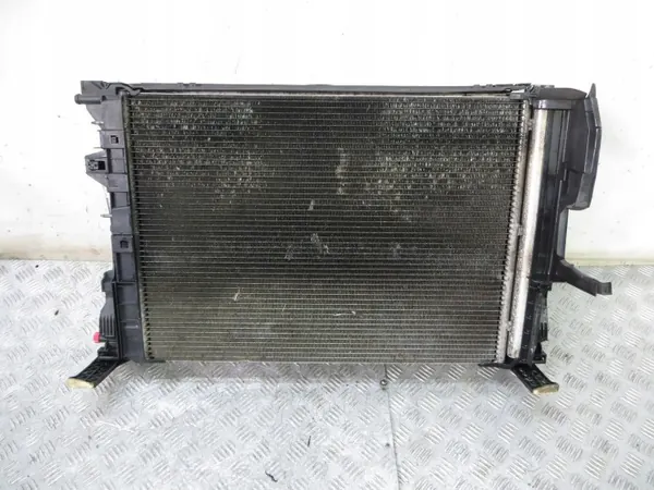 Mercedes W246 radiatorventilator OEM 167/089 - Gebruikt image 10