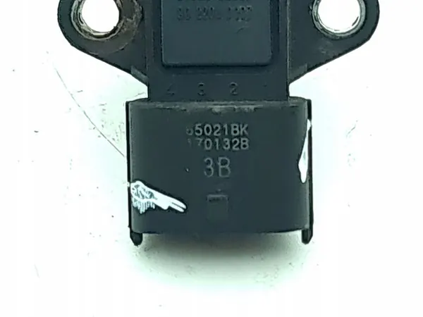Kia Stonic 17-20 MAP Pressure Sensor 39300-2G000 image 5