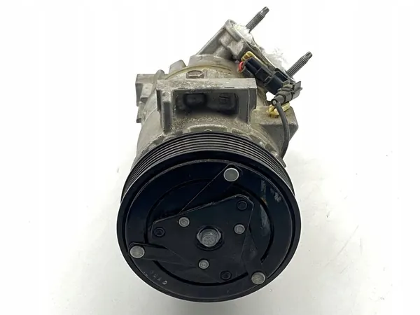 Compresseur de climatisation Volvo P32260849 image 2