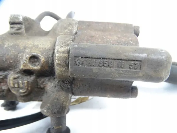 Mercedes W140 Remkrachtverdeler OEM A1403500657 image 3