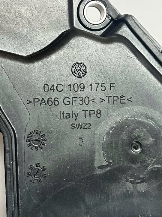 VW Audi Skoda Seat TSI Kamremsskydd 04C109175F image 3