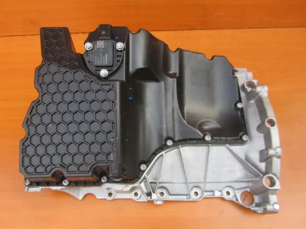 VW AUDI A4 A6 2.0 TSI TFSI Oljetank 06L103603BP image 5