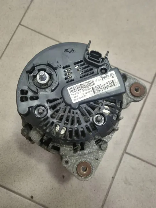 Vaihtovirtageneraattori Renault Nissan Dacia 231006833R image 3