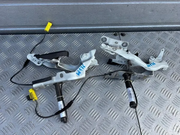 Bisagras de capó Mercedes W176 Clase A OEM 650 - Delanteras image 2