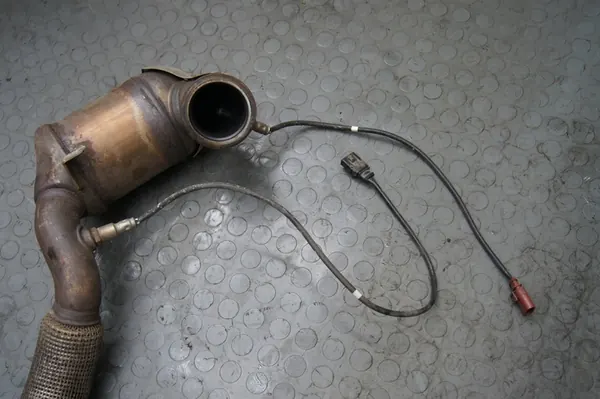 Catalisador 1.4 TSI SEAT LEON III VW GOLF VII image 2